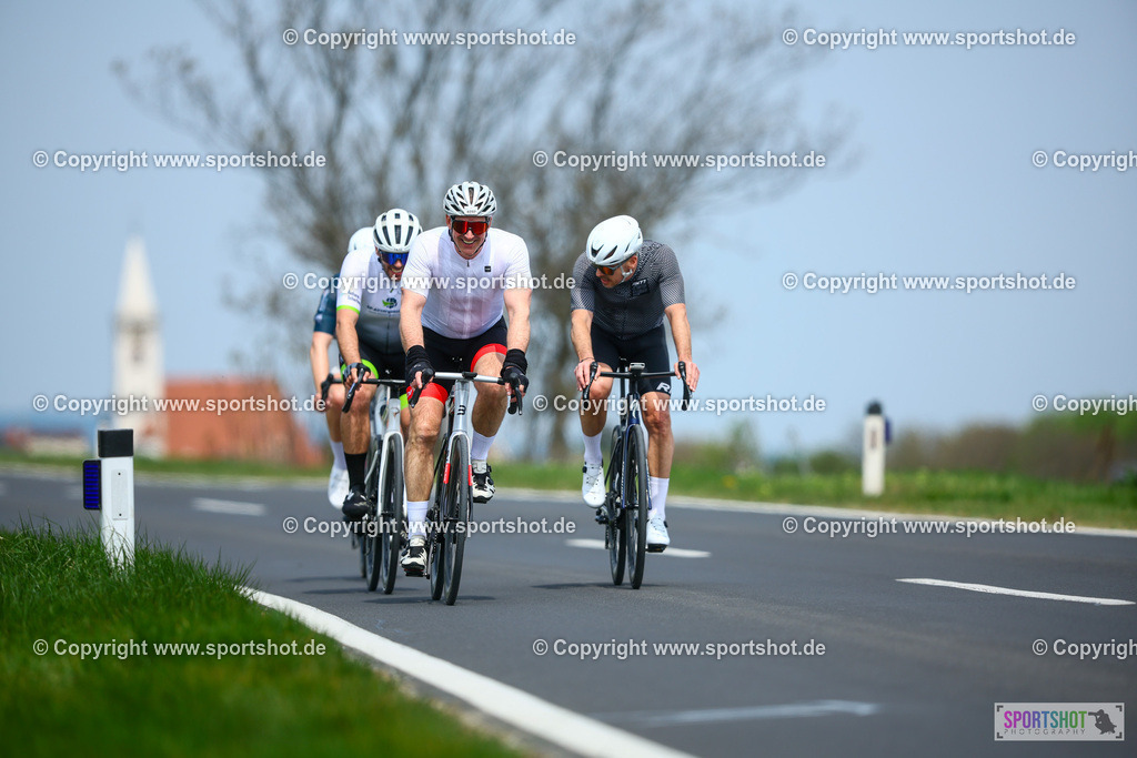 173_TRA56285 | Neusiedlersee Radmarathon 2026@sportshot_your_pictrs #yourpictures#roadtowm2029 #nrm #neusiedlerseeradmarathon #neusiedlersee #neusiedlerseetourismus #burgenland #mörbisch #nrm26 #burgenlandtourismus #voglundco #poweredbyburgenlandtourismus #radsport #rad #marathon #ucigranfondo #visitburgenland #ucigranfondoworldseries