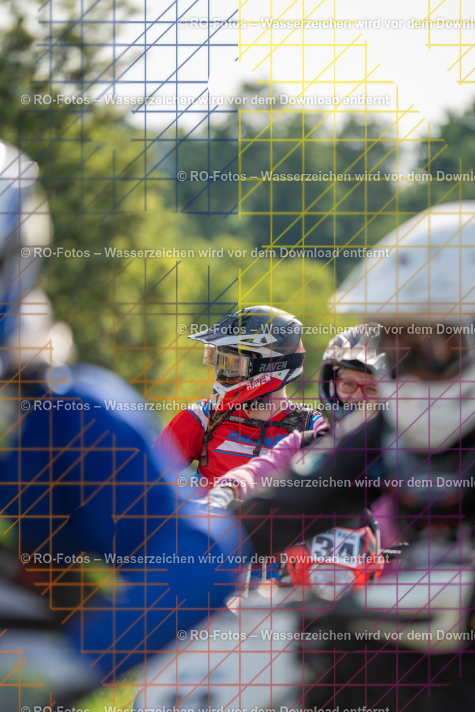 Wolfshausen 4 Lauf -122 | Sportfotografie von RO-Fotos: Motorsport, Motocross, Enduro, Laufveranstaltungen und Triathlon. Professionelle Fotos von Sportlern und Events. - Realisiert mit Pictrs.com