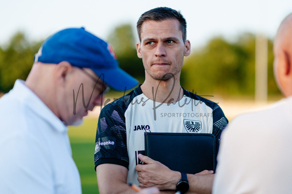 Testspiel, Saison 2026/27: SC Preußen Münster - Kickers Emden | Billerbeck, 10.07.2026: Testspiel, SC Preußen Münster gegen Kickers Emden auf der Anlage des DJK Billerbeck in Billerbeck. Foto: sportfotografie.ms | Markus Paletta - Realisiert mit Pictrs.com