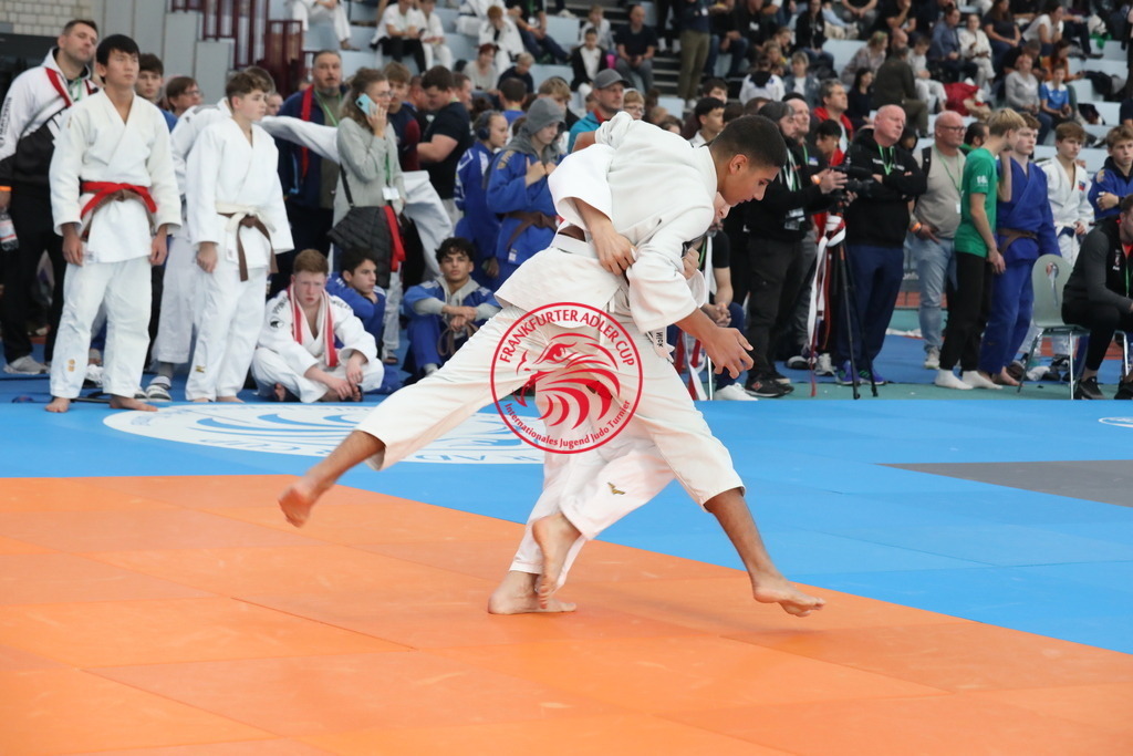 1J7A2092 | Fotos vom Adler Cup - Pictures from Adler Cup

Hier findet Ihr alle Eindrücke und großen Momente der Adler Cup Wochenenden. Here you will find all impressions and great moments of the Adler Cup weekends. - Realisiert mit Pictrs.com