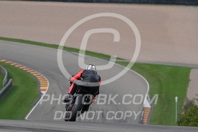 2023_09_18_PBK_12787 | Sportfotografie; SlowMotion; Video; Rennstrecke; Hafeneger; Speer; Racing; RSE; BMW; CBO; Trackday; Motorsportarena; Hockenheimring; Brno; Most; Barcelona; Valencia