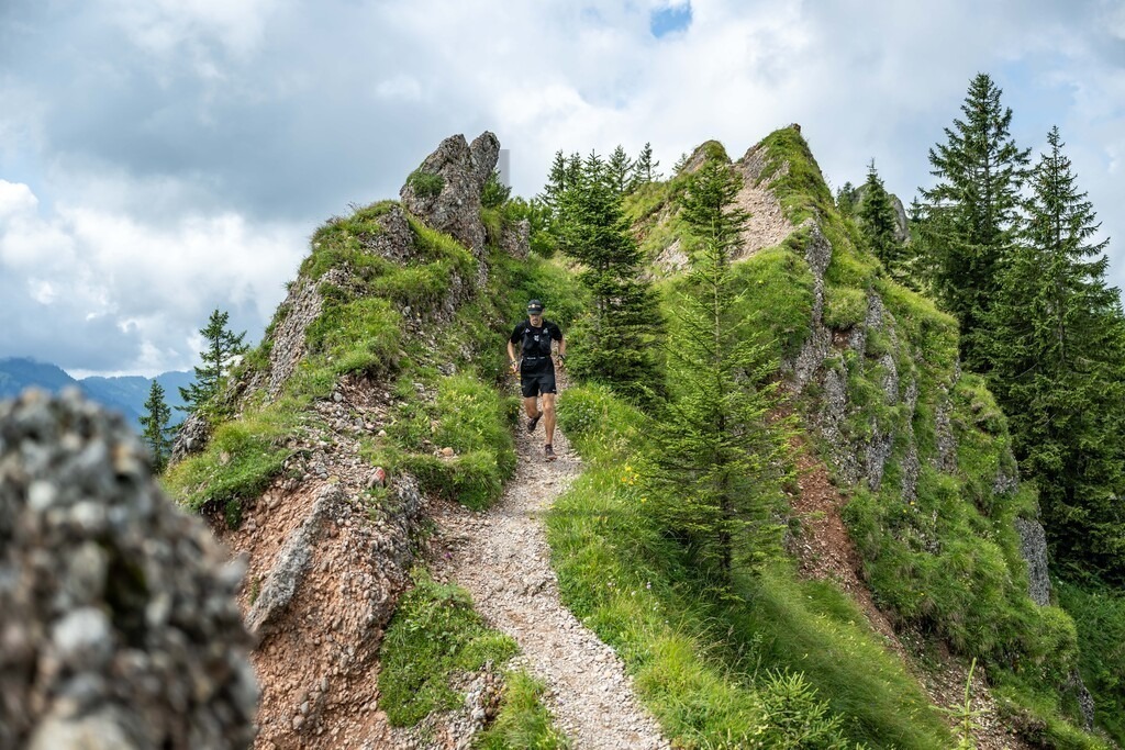 35. Gebirgsmarathon | 35. Gebirgsmarathon 2024 am 03.08.2024 in Immenstadt. Einer der anspruchsvollsten​und ältesten Bergläufe​Deutschlands im Naturpark Nagelfluhkette!(Foto: Dominik Berchtold/www.dberchtold.com)Instagram: @d_berchtold_foto 