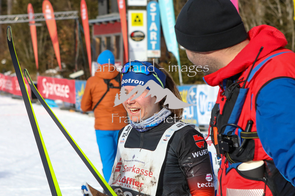 OE7A1690 | Bergwacht hilft bei kleineren Blessuren