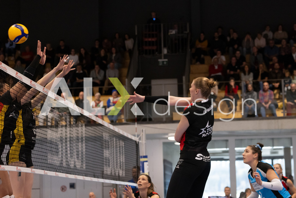 Volleyball I Frauen I Saison 2025-2026 I Volleyball NLA | Women I 1/4 Finals I  BIWI VFM - VC Kanti Schaffhausen I 01.03.2026 | 9 Jordan Lockwood (USA) (VC Kanti Schaffhausen) – Diagonal - Realisiert mit Pictrs.com