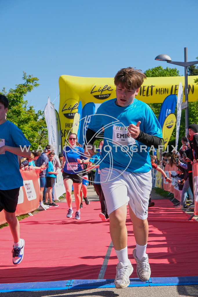 ..... | LINZ,AUSTRIA,27.April 24, Int. 3 Brückenlauf Linz  , Image shows: Photo: WAPICS / Michael ring