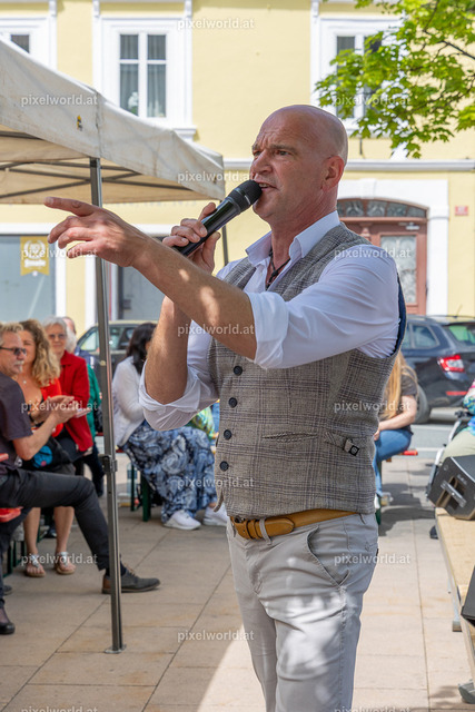 Muttertagsfeier am Hauptplatz in Feldkirchen | Bildershop von pixelworld.at - Realisiert mit Pictrs.com