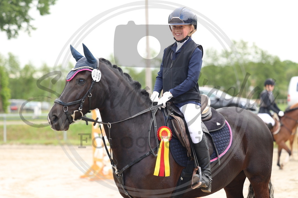 994A8485 | sabrinanicolaifotografie - Realisiert mit Pictrs.com