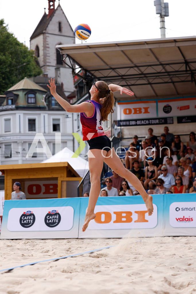 Obi BeachTour 2026 - Basel | BASEL, SWITZERLAND - JULY 18: LIVIA STOLZ (SUI) during the Obi BeachTour 2026 match between EUGSTER / GÄHWILER (SUI) and WANDELER / STOLZ (SUI) at Barfüsserplatz on July 18, 2026 in Basel, Switzerland. - Realisiert mit Pictrs.com
