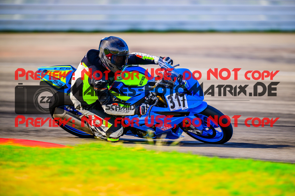 MaZZes_FotoMatrix_240520_6021986_2754 | WEISS