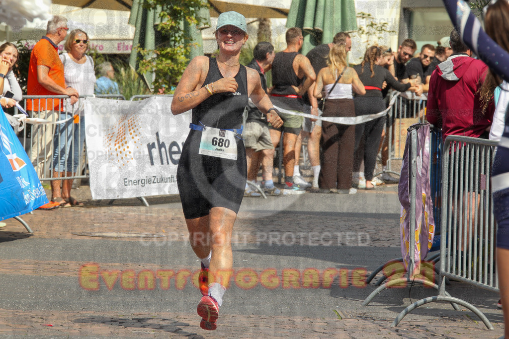 250824_1502_EV4_2579 | Sportfotografie im Rhein-Sieg Kreis, Köln, Bonn, NRW, Rheinland Pfalz, Hessen, etc. Unser Tätigkeitsfeld umfasst den Laufsport vom Volkslauf über den Marathon, Duathlon, Triathon bis zum Ultralauf wie Kölnpfad Ultra oder Schindertrail.