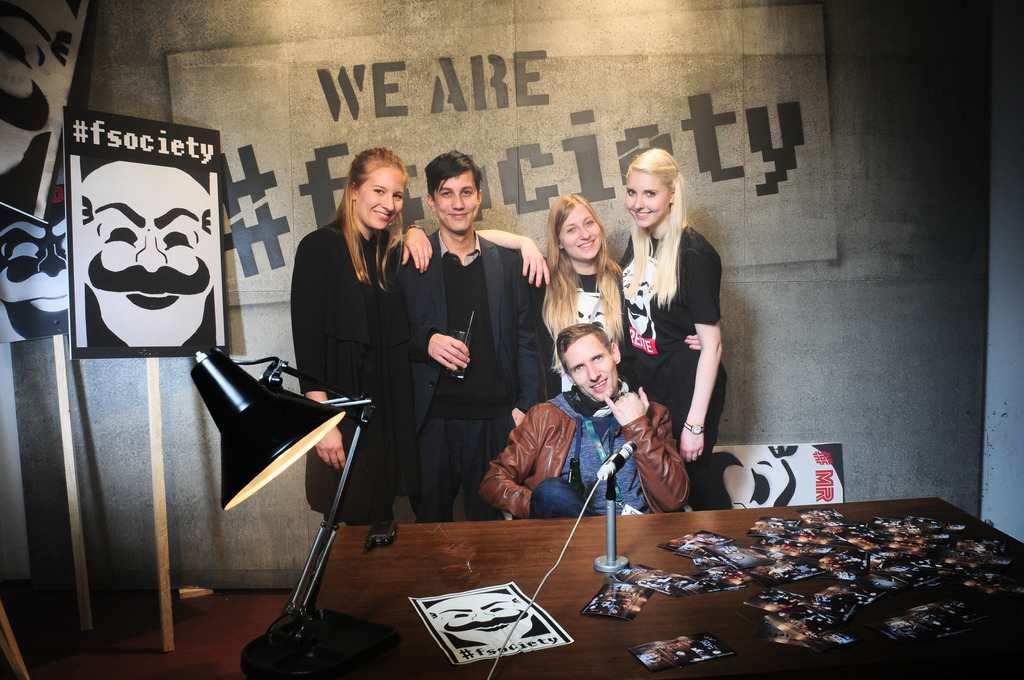 0125_fsociety | Mr. Robot - fsociety - Realisiert mit Pictrs.com