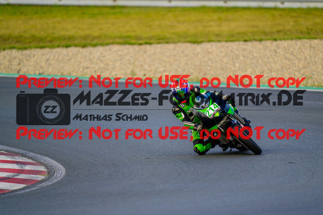 MaZZes_FotoMatrix_240724_6007705_2-217 | GRUEN