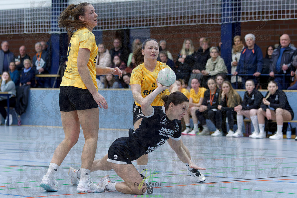 Handball Frauen Oberliga Mitte, HSG Eibelshausen/Ewersbach - HSG Lumdatal | Handball Frauen Oberliga Mitte, HSG Eibelshausen/Ewersbach - HSG Lumdatal am 21.02.2026 in Dietzhölztal-Steinbrücken (Sporthalle am Hammerweiher)Photo © 2026 - Jörg Heinrich - Realisiert mit Pictrs.com