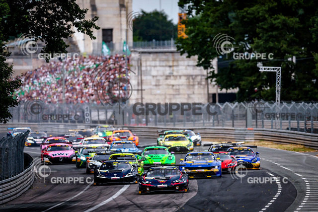 DTM425_070613330613767JS_TU | DTM, 7. + 8. Rennen Norisring 2025 - Foto: Gruppe C Photography; #69 Ferrari 296 GT3, EMIL FREY RACING: Thierry Vermeulen; #14 Ferrari 296 GT3, EMIL FREY RACING: Jack Aitken; #36 Ford Mustang GT3,  HRT Ford Performance: Arjun Maini - Realisiert mit Pictrs.com