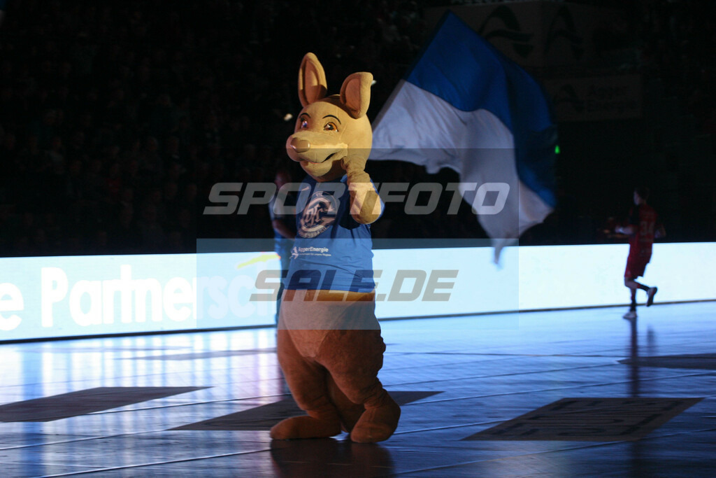 VFL Gummersbach - MT Melsungen | Maskottchen Gummi - © Sportfoto-Sale (MK) - Realisiert mit Pictrs.com