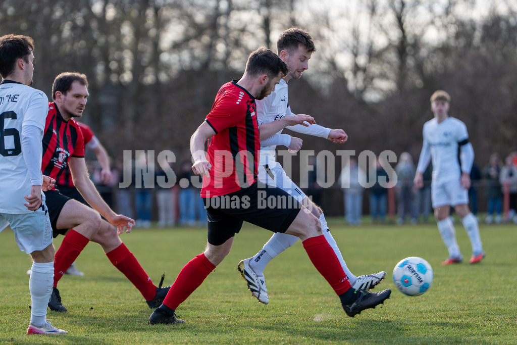 Fußball I Herren I Saison 2025-2026 I Bezirksliga Weser-Ems 4 I 21. Spieltag I TuS Frisia Goldenstedt - Vfl Oythe I 3797 | jns.sportfotos - Realisiert mit Pictrs.com