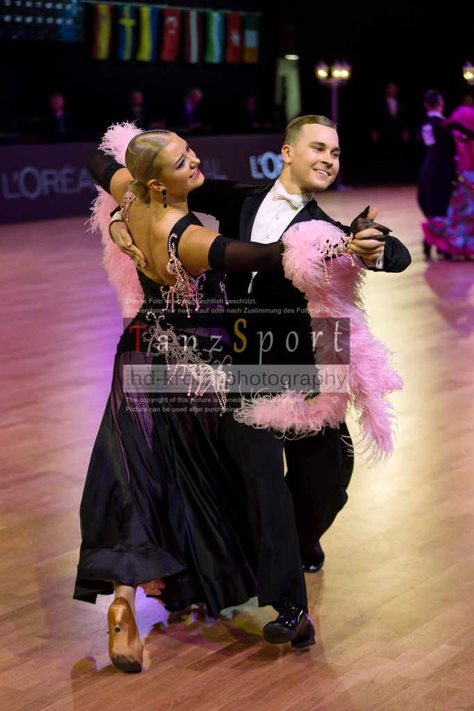 20241215_WDSF_Int_Open_Std-Riga-9342 | Tanzsportbilder, Standardtanz, Lateintanz, WDSF, DTV, LTVB, dancecomp, goc, hessen tanzt, blaues band der spree, walzer, tango, wiener walzer, slowfox, quickstepp, samba, rumba, cha-cha-cha, paso doble. jive, hd-kroft photography, turniertanzsport
