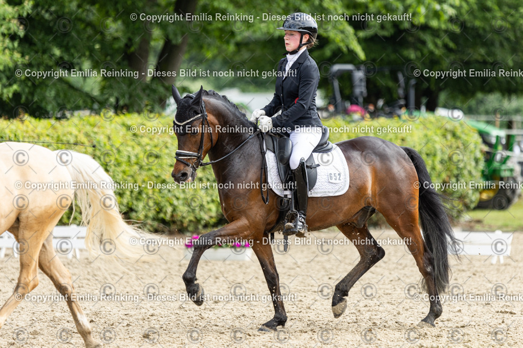 CL5A6119 | Emilia Reinking Fotografie - Realisiert mit Pictrs.com