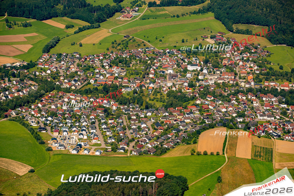Das Luftbild zeigt :  Ottenbach - Die Luftaufnahme wurde 2024 vom UL-Flugzeug aus erstellt ( keine Drohne ) - Hochauflösende Luftaufnahme - Für grossformatige Ausdrucke geeignet. Die Geschenkidee !Mit Lizenz und Bildrechte bestellbar