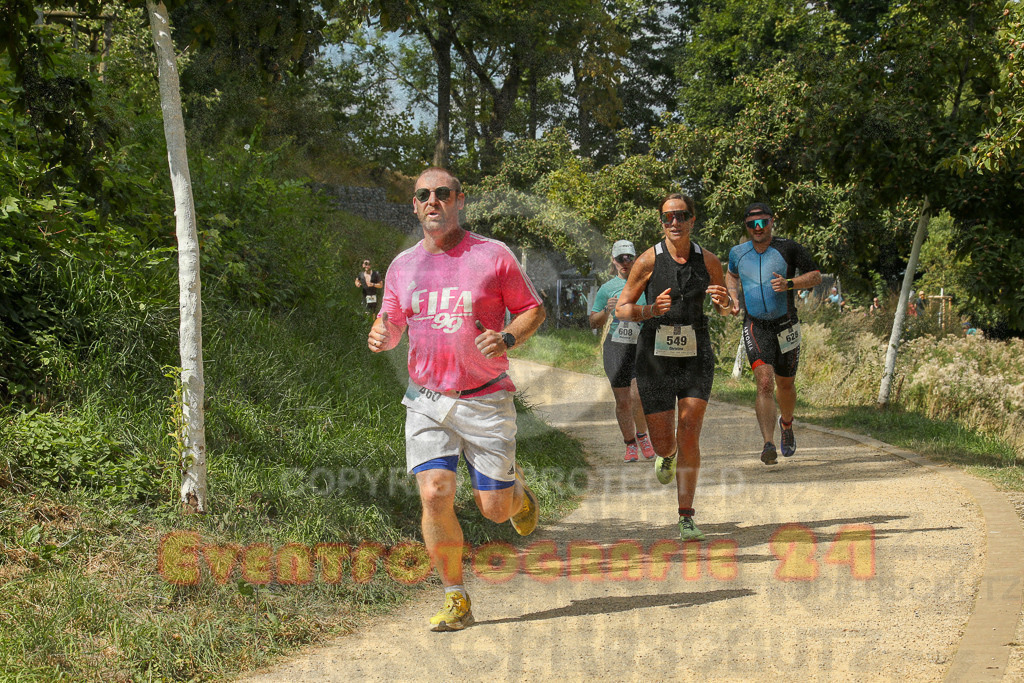 250824_1414_EX1_5467 | Sportfotografie im Rhein-Sieg Kreis, Köln, Bonn, NRW, Rheinland Pfalz, Hessen, etc. Unser Tätigkeitsfeld umfasst den Laufsport vom Volkslauf über den Marathon, Duathlon, Triathon bis zum Ultralauf wie Kölnpfad Ultra oder Schindertrail.
