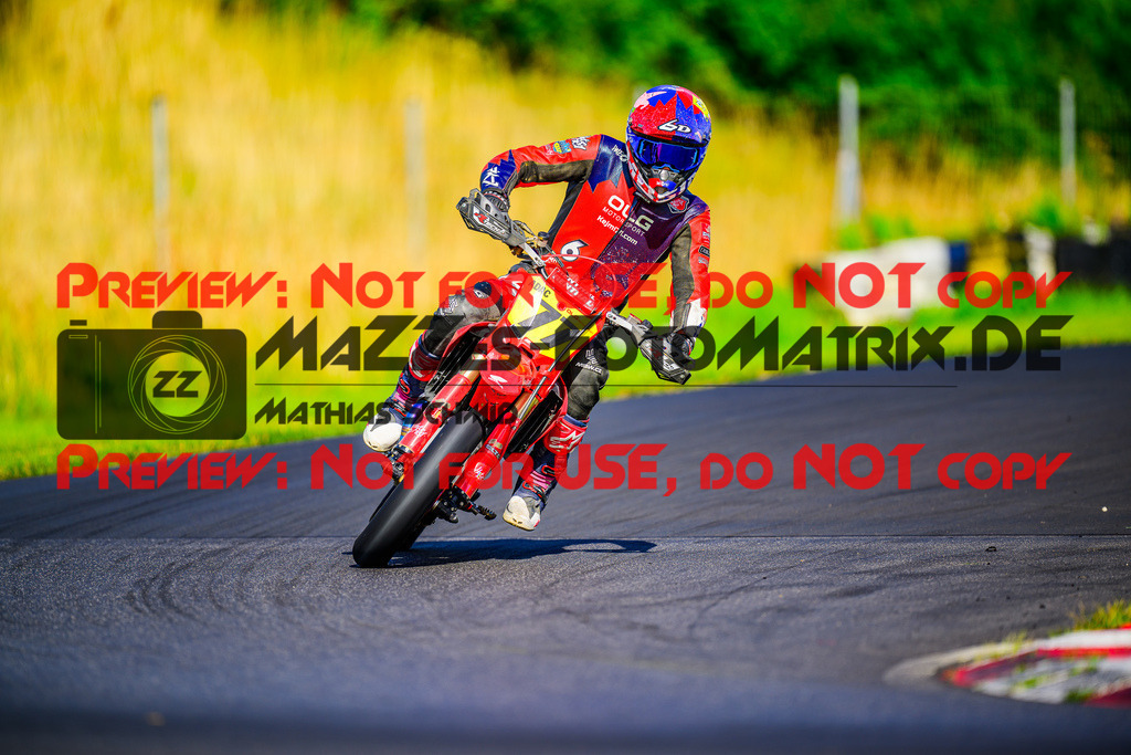 MaZZes_FotoMatrix_240714_6007705_0434 | S1