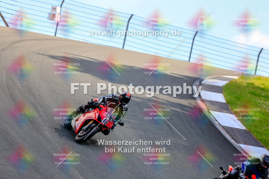 _TCM4163 | Hier findet Ihr Bilder von Touristenfahrten auf der Nürburgring Nordschleife oder von anderen Veranstaltungen die ich besucht habe. Viel Spass beim Durch Schauen 