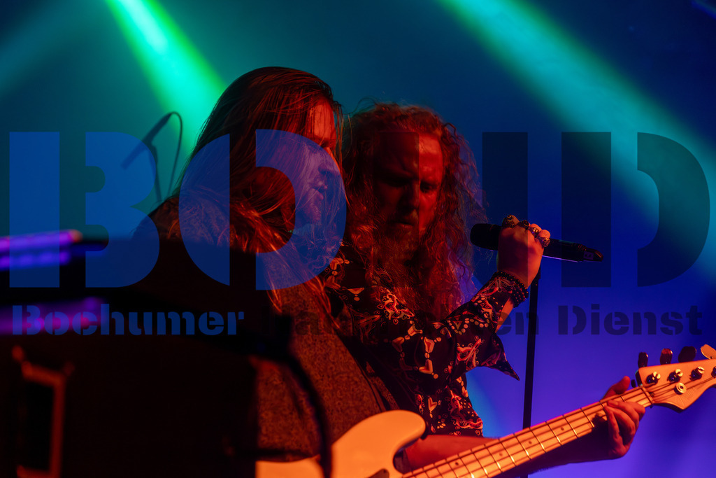 SES_NURDIO20250102-73 | bond - Realisiert mit Pictrs.com