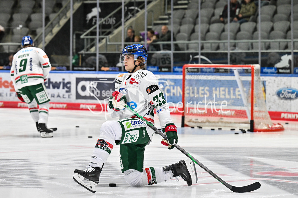 Augsburger Panther - Steinback Black Wings Linz | im Bidl Tim WOHLGEMUTH (Augsburger Panther 33) beim warmup vor der Partie / Testspiel: Augsburger Panther - Steinback Black Wings Linz; Curt Frenzel Stadion am 05.09.2025