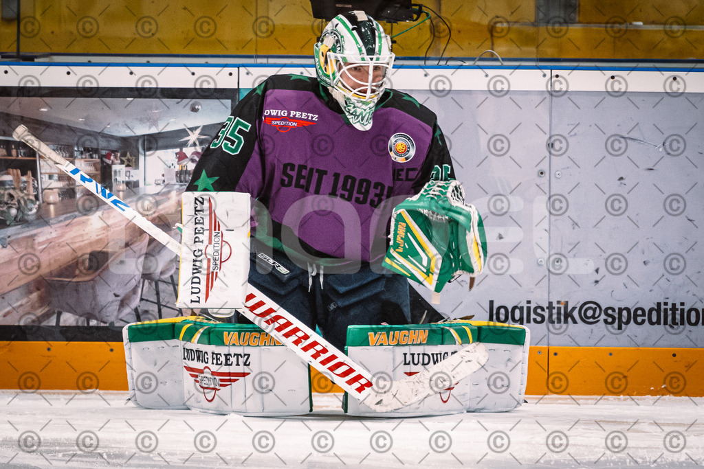 Alligators_vs_Memmingen_05_12_2025-003 | Höchstadt Alligators Fotogalerie: Eishockey-Action aus Franken. Professionelle Spielfotos, Portraits & Stadionbilder zum Download. Jetzt entdecken! - Realisiert mit Pictrs.com