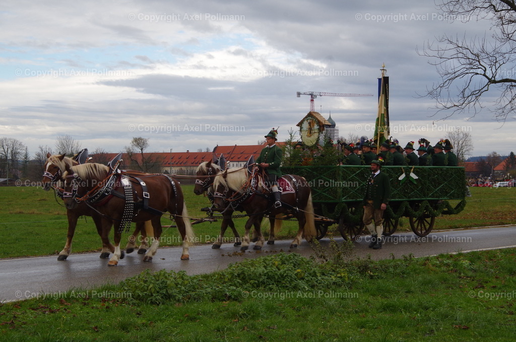 IMGP9715 | fotografiert von Axel PollmannLeonhardi Wallfahrt Benediktbeuern und Murnau, Fronleichnam, Fasching, Landschaft im Loisachtal und Benediktbeuern  - Realisiert mit Pictrs.com