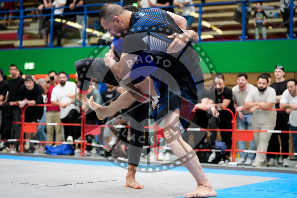 20250920PBB6144 | Athletes compete during the AJP Tour Hamburg International Jiu-Jitsu Championship, on September 20, 2025 in Hamburg, Germany. © Chiara Dazi / photoblackbelt
