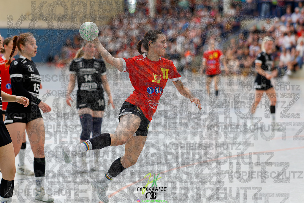 HSG Wettenberg - HSG Lumdatal | Wiederholungs-/Entscheidungsspiel um die Meisterschaft in der Frauen Oberliga Mitte und Aufstieg in die RegionalligaHSG Wettenberg - HSG Lumdatal am 11.05.2025 in Launsbach (Wettenberg) (Halle GS Launsbach (Wettenberg))Photo © 2025 - Jörg Heinrich - Realisiert mit Pictrs.com