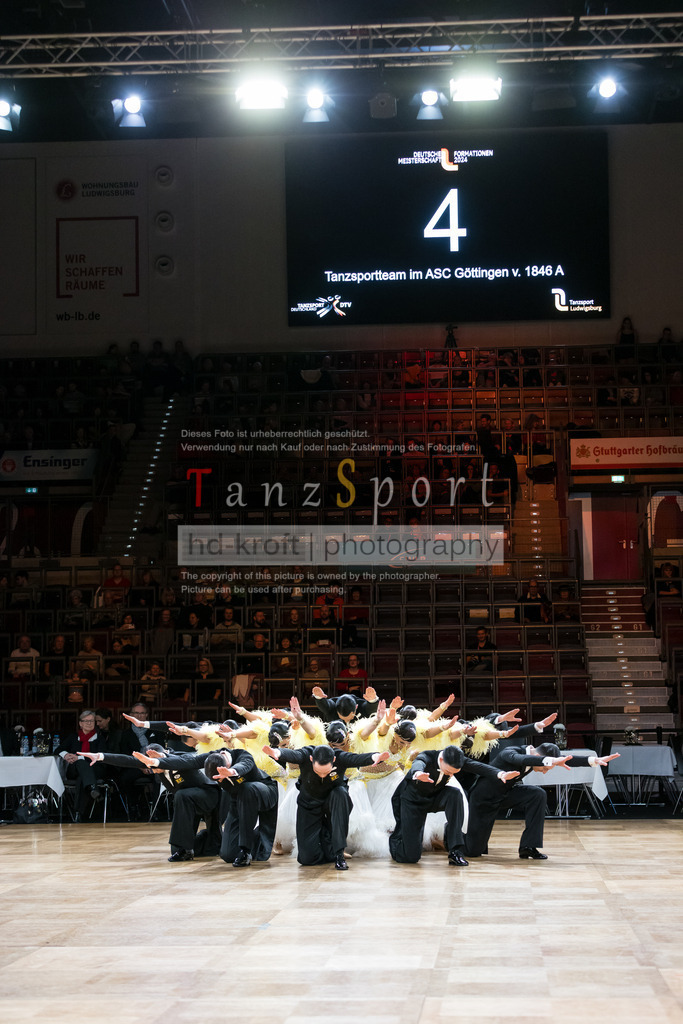 20241109_DM-Formationen_Vorrunde_2976 | Tanzsportbilder, Standardtanz, Lateintanz, WDSF, DTV, LTVB, dancecomp, goc, hessen tanzt, blaues band der spree, walzer, tango, wiener walzer, slowfox, quickstepp, samba, rumba, cha-cha-cha, paso doble. jive, hd-kroft photography, turniertanzsport