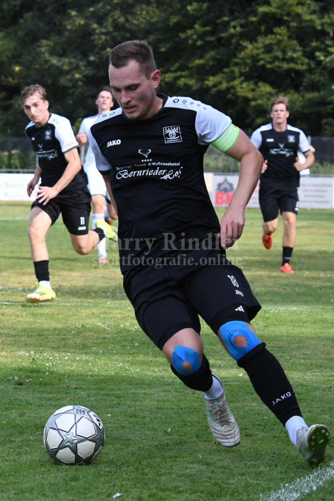 SpVgg GW Deggendorf | Matthias Schaefer (SpVgg GW Deggendorf #18) - Realisiert mit Pictrs.com