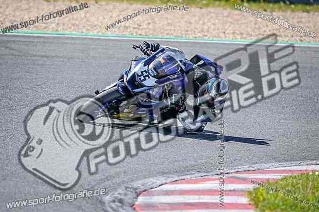 pubi2944 | Professionelle Fotos von Sportveranstaltungen, aber auch Hochzeiten und anderen Events. - Realisiert mit Pictrs.com