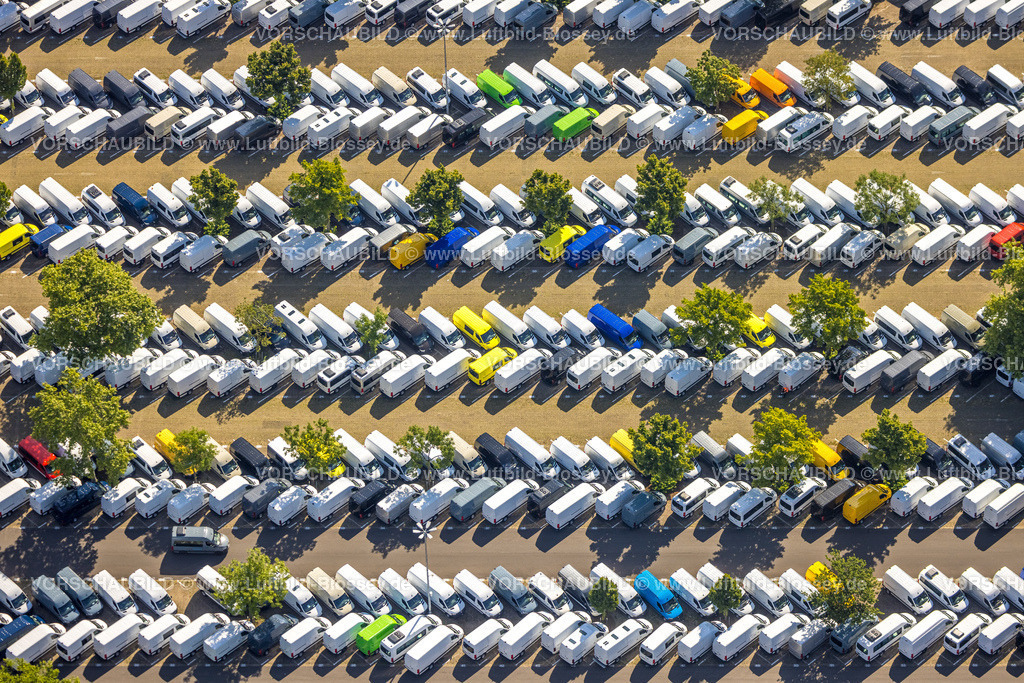 Duesseldorf220700546 | Luftbild, Automobillager Loading Mercedes Parkplätze, Formen und Farben, Mörsenbroich, Düsseldorf, Rheinland, Nordrhein-Westfalen, Deutschland