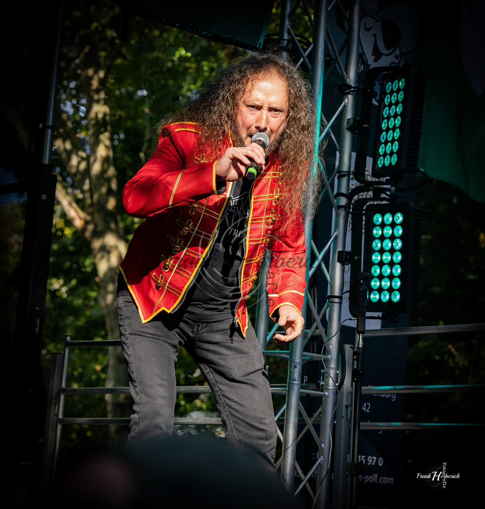 Metal Attack Tribute | Stadtfest Aschaffenburg 30.08.2025 - Realisiert mit Pictrs.com