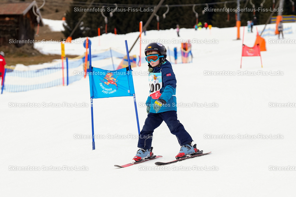 SRF_02.01.2026_0450 | Skirennfotos,Serfaus,Fiss,Ladis,Kinderskirennen,Winter,Tirol,Oberland,skirace,SFL,feelfree,weil wir's genießen,ski,Ski,skifahren,Sonnenplateau, - Realisiert mit Pictrs.com