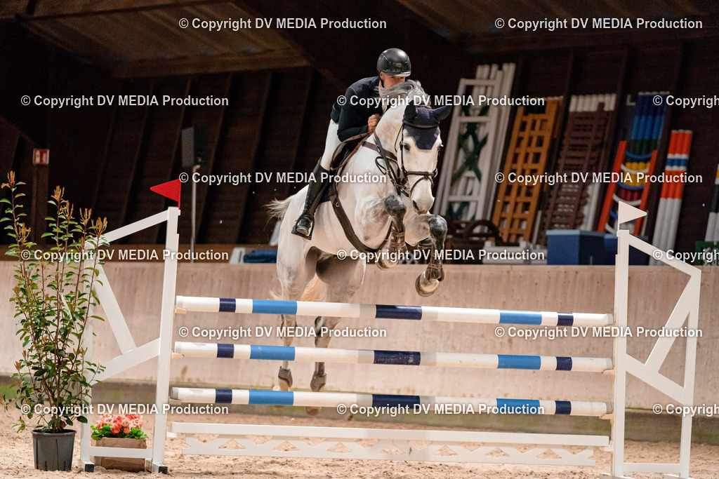 Springen Tag 1-842 | dv-media-shop - Realisiert mit Pictrs.com