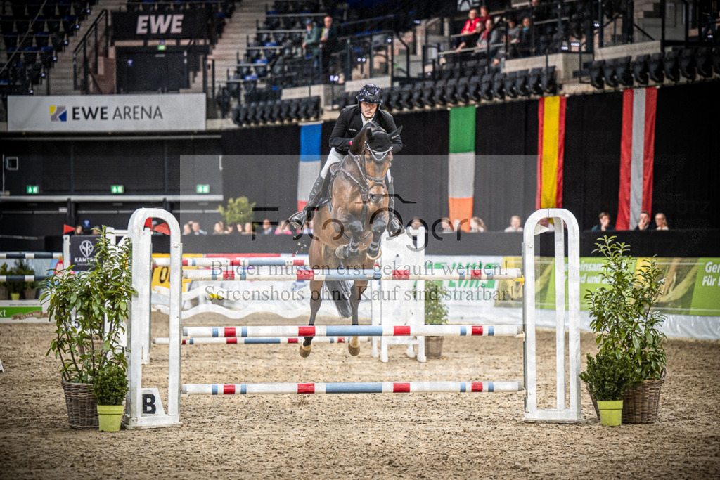 DOS_2809 | Entdecke hochwertige Reitturnierfotos von Foto Oger. Professionell, emotional und authentisch – jetzt Lieblingsmomente im Shop bestellen.Deutschlandweite Turnierfotografie. - Realisiert mit Pictrs.com