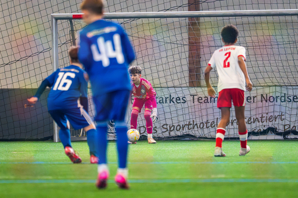 _BLR9566 | Professionelle Fußball- und Sportfotografie. Spielbilder online ansehen und kaufen – Einzelbilder oder komplette Galerien in hoher Qualität. - Realisiert mit Pictrs.com