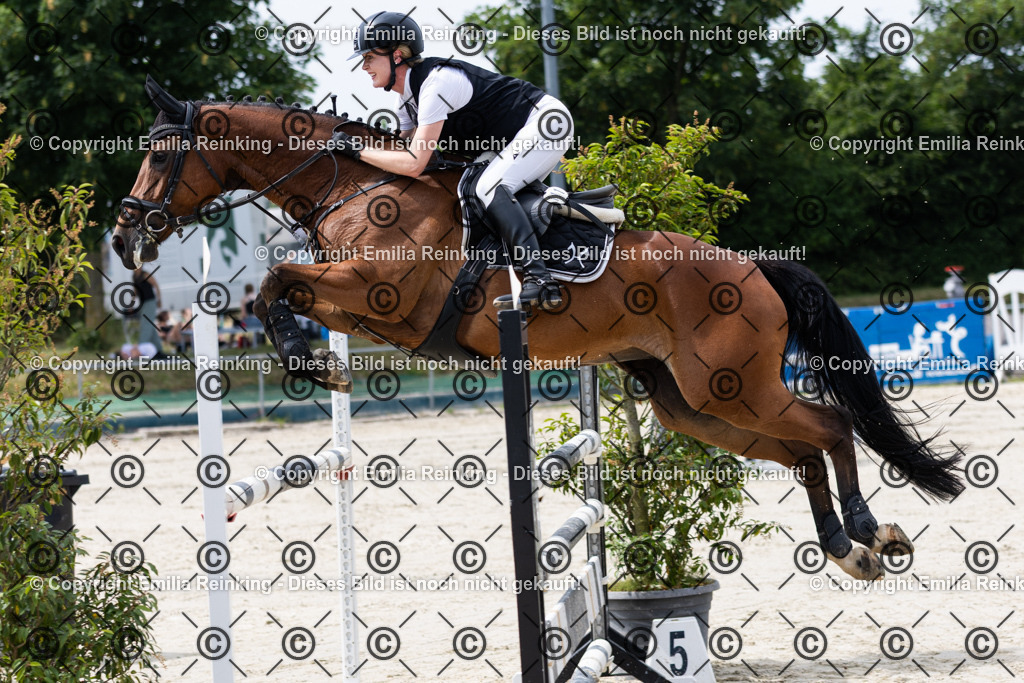 CL5A3967 | Emilia Reinking Fotografie - Realisiert mit Pictrs.com