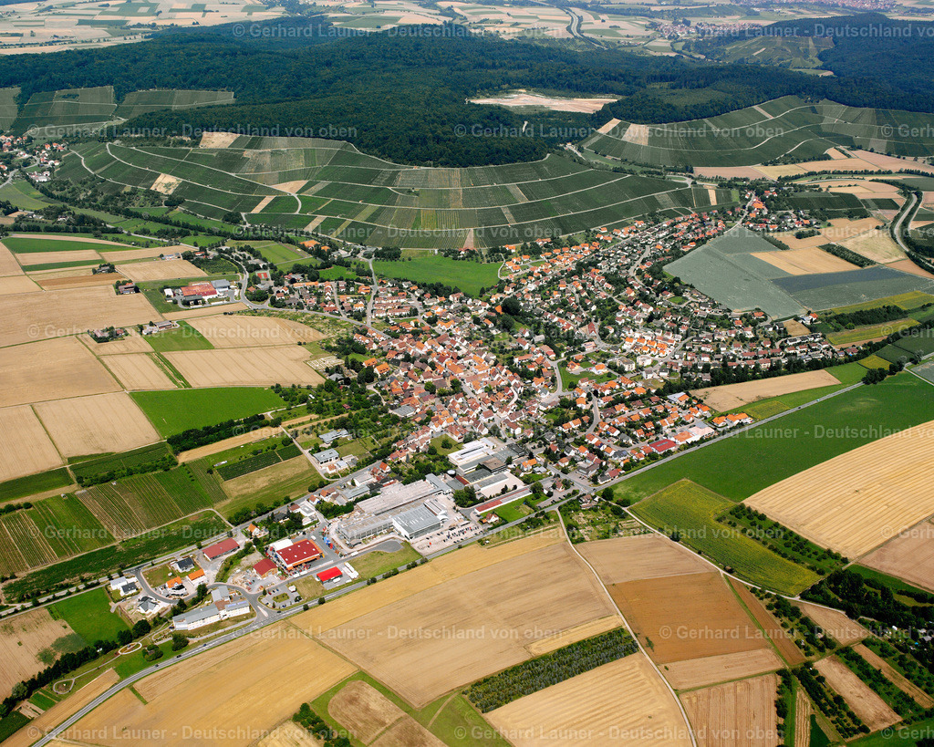 2500987 | Weinberge bei Eberstadt
