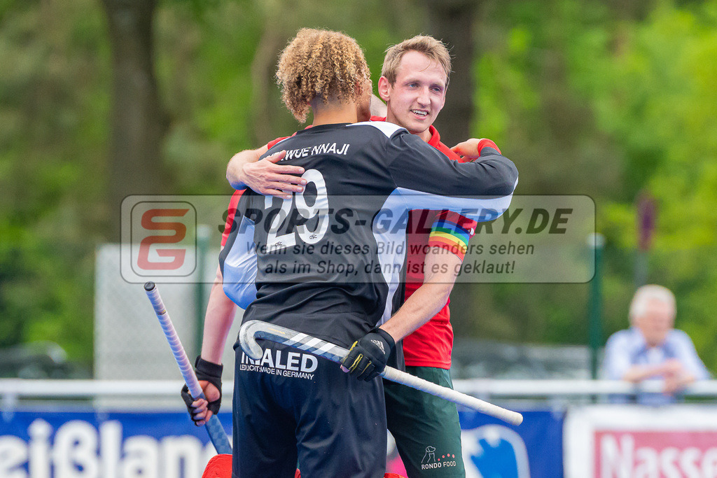 HK_20230507_108061 | 1. Bundesliaga Herren Creefelder HTC - Harvestehuder THC  am 7.5.2023 Crefelder HTC ( CHTC ), Krefeld  , Joshua Onyekwue Nnaji Torwart ( Crefelder HTC #29 ) , Niklas Wellen ( Crefelder HTC 10 )