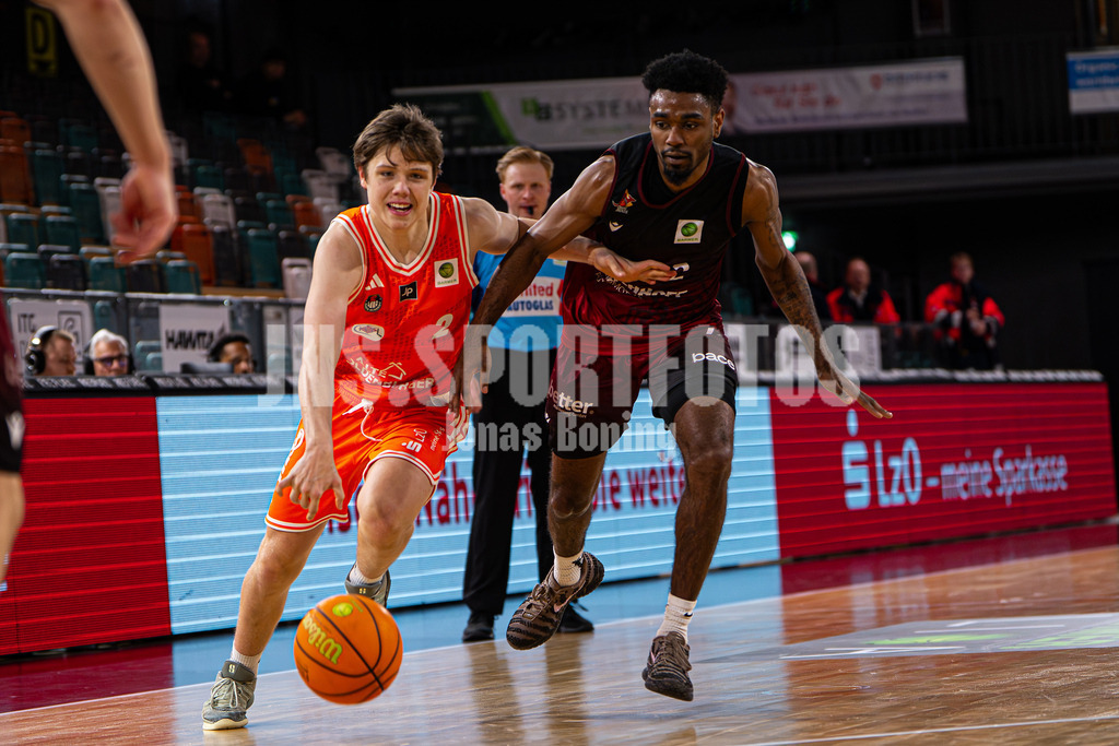 Basketball I Herren I Saison 2025-2026 I ProB Nord I 21. Spieltag I Rasta Vechta II - Iserlohn Kangaroos I 3164 | Epke Kruthaup (2, RASTA Vechta II) - Realisiert mit Pictrs.com