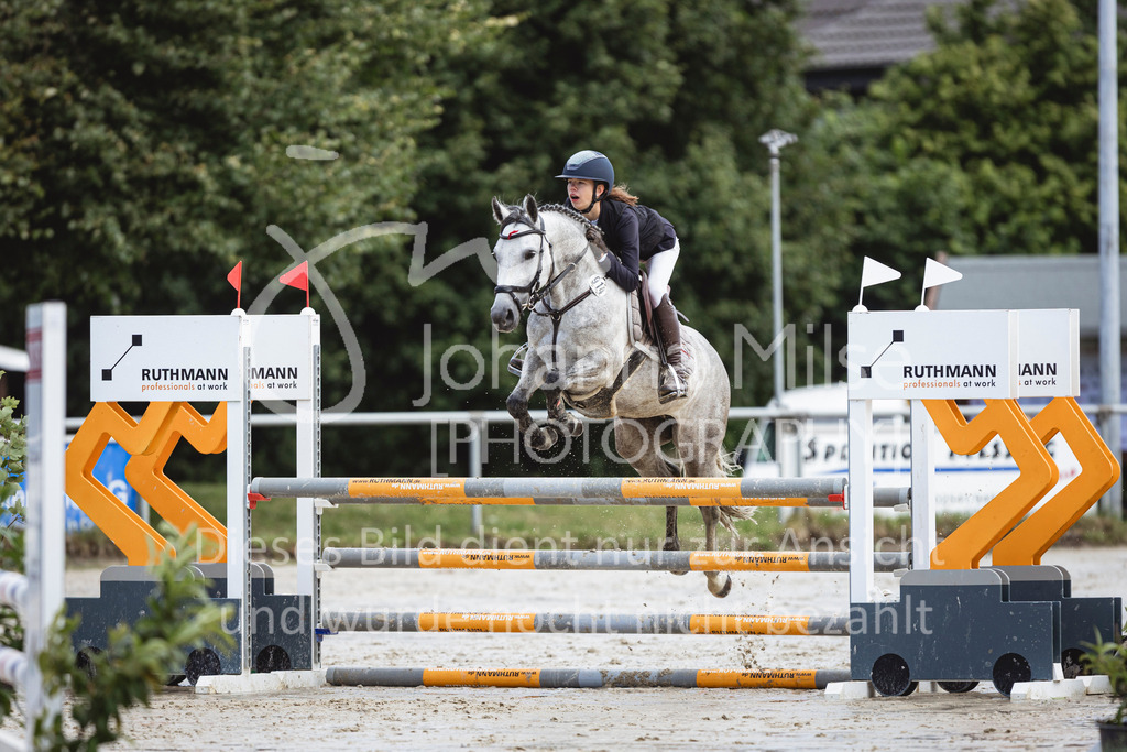 240615_CoesfeldLette_Stil-A-195 | Deine schönsten Turniermomente als professionelle Fotos! Entdecke hochwertige Pferdesport-Fotografie im Online-Shop. Jetzt Fotos finden & bestellen!