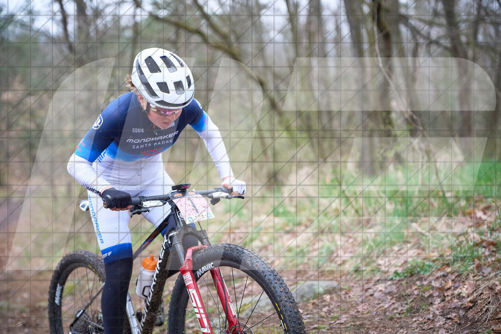 34. KTM Kamptal Trophy 1, MITTERWALLNER Mona (AUT), Women Elite, MONDRAKER FACTORY RACING XC | ZÖBING, Österreich – 2026-03-29: 34. KTM Kamptal Trophy1, MITTERWALLNER Mona (AUT), Women Elite, MONDRAKER FACTORY RACING XCFoto: © 2026 Martin Bihounek - MB Creative e.U.