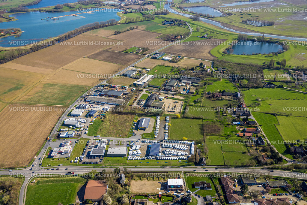 Rees240312706 | Luftbild, Gewerbegebiet Weseler Landstraße und Rauhe Straße, Reisemobil Autohändler, Rees, Nordrhein-Westfalen, Deutschland