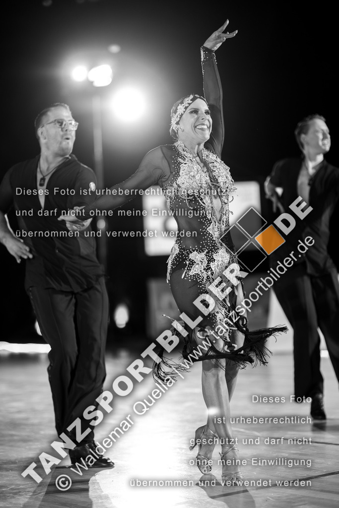 20260321-11561 | Hier finden Sie Tanz Bilder vom Latein und Standard Formationen tanzen. Sportbilder vom Tanzsport. Schöne Fotos und von Weltmeisterschaft, Europameisterschaft, Bundesliga, Regionalliga, Oberliga und Landesliga sowie von GOC Stuttgart, DanceComp, WM Bremen