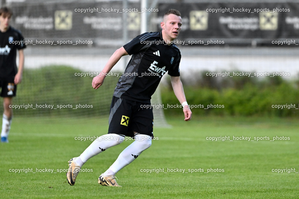 WSG Radenthein vs. URC Thal Assling | #72 Jasmin Dindic URC Thal Assling, WSG Radenthein vs. URC Thal Assling, WSG Radenthein vs. URC Thal Assling am 30.05.2025 in Radenthein (Sportplatz Radenthein), Austria, (Photo by Bernd Stefan)